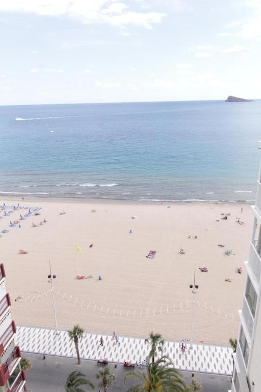 Apartamento Torre Yago, primera línea de playa para 6 personas Benidorm Bagian luar foto