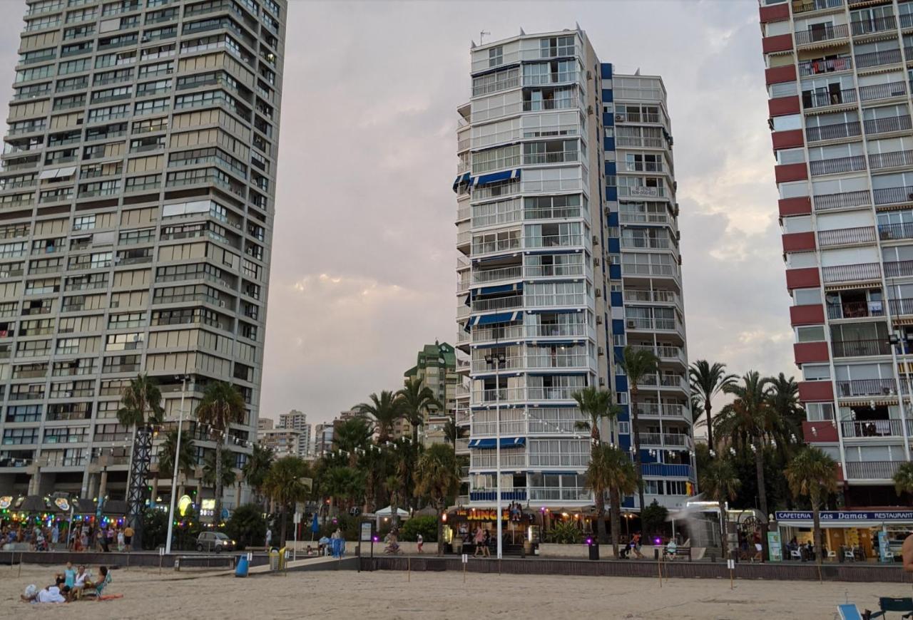 Apartamento Torre Yago, primera línea de playa para 6 personas Benidorm Bagian luar foto